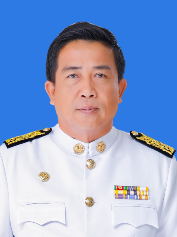 นายภักดี หอมเสียง