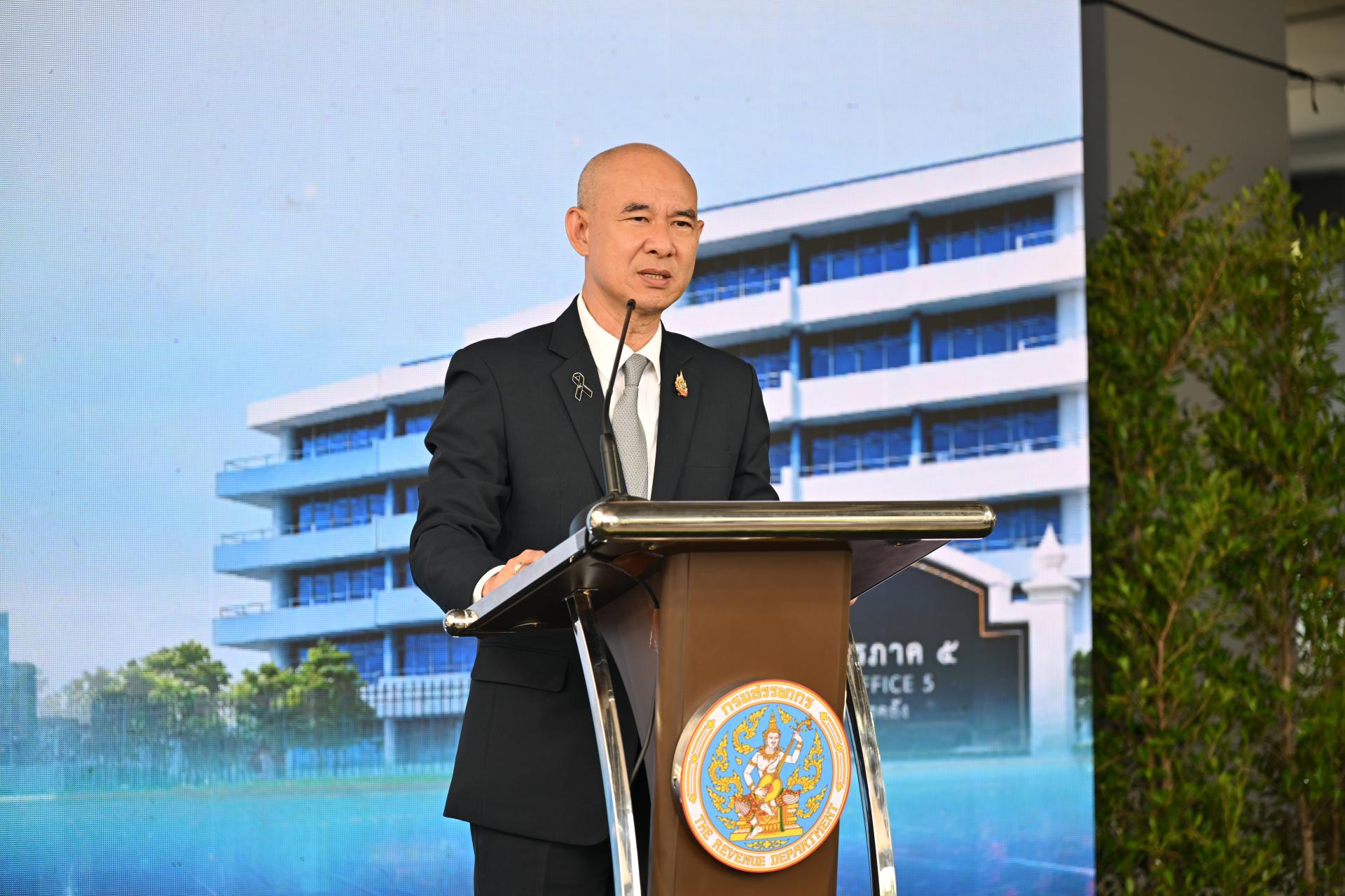 เทศบาลเมืองดอนหัวฬ่อ ร่วมพิธีทำบุญเปิดอาคารสำนักงานสรรพากรภาค 5 แห่งใหม่ เพิ่มประสิทธิภาพการบริหารงานและการให้บริการประชาชน