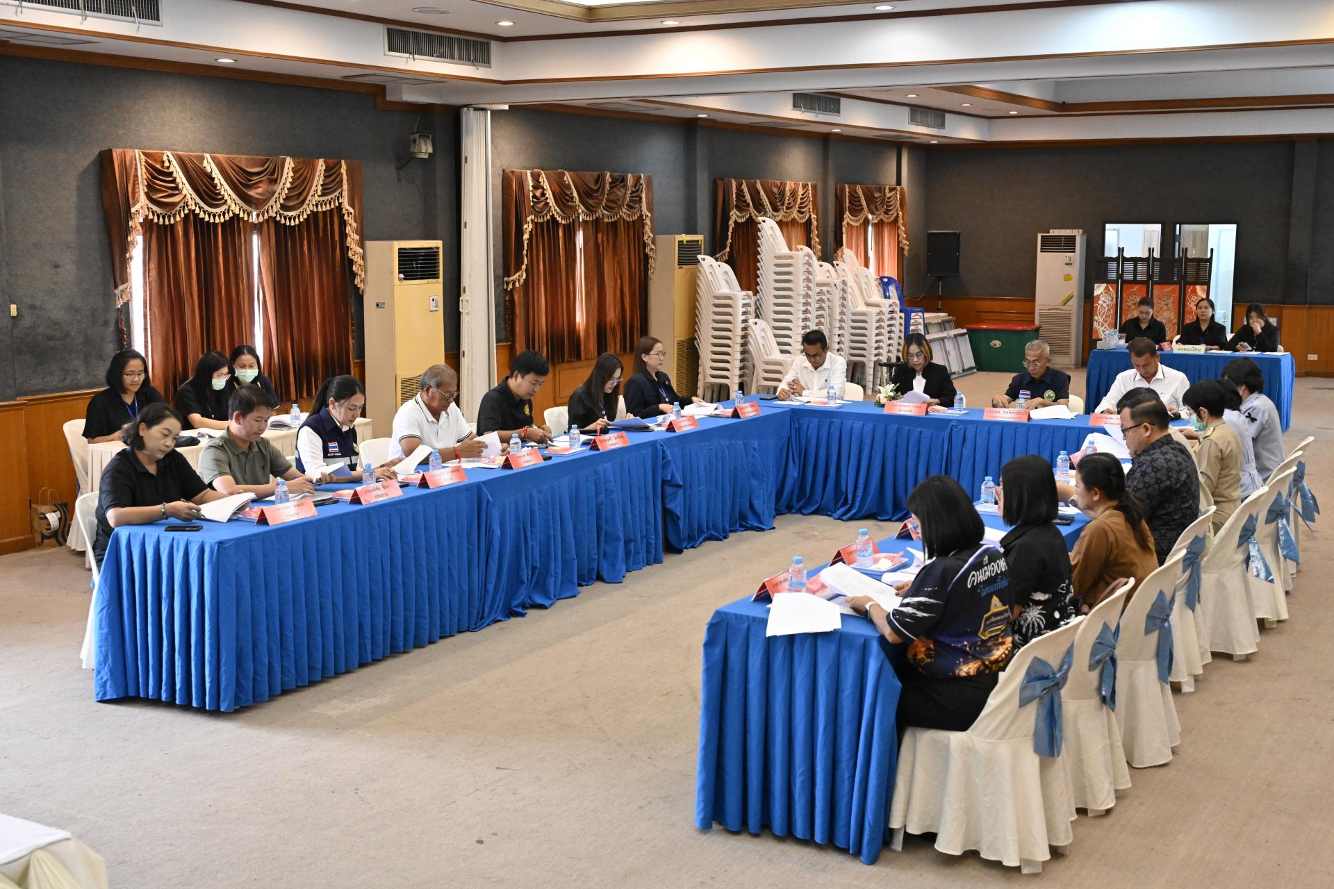 การประชุมคณะกรรมการกองทุนหลักประกันสุขภาพเทศบาลเมืองดอนหัวฬ่อ และคณะอนุกรรมการสนับสนุนการจัดบริการสาธารณสุขสำหรับผู้มีภาวะพึ่งพิง อำเภอเมืองชลบุรี จังหวัดชลบุรี ครั้งที่ 2/2569