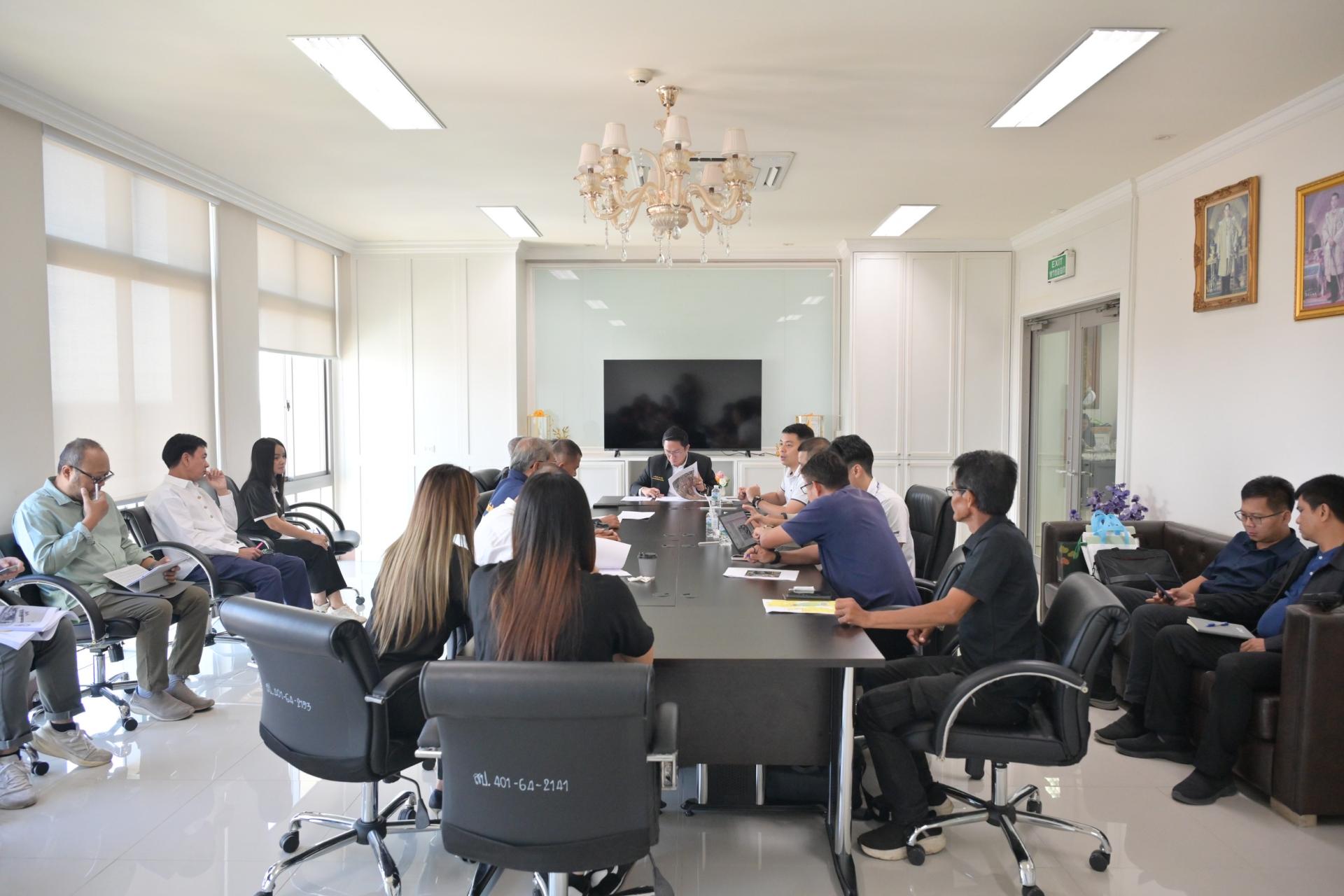 การประชุมหารือแนวทางการเคลื่อนย้ายแนวท่อส่งก๊าซธรรมชาติใต้ดินออกจากแนวท่อระบายน้ำ เพื่อแก้ไขปัญหาระบบระบายน้ำของถนนดอนหัวฬ่อ