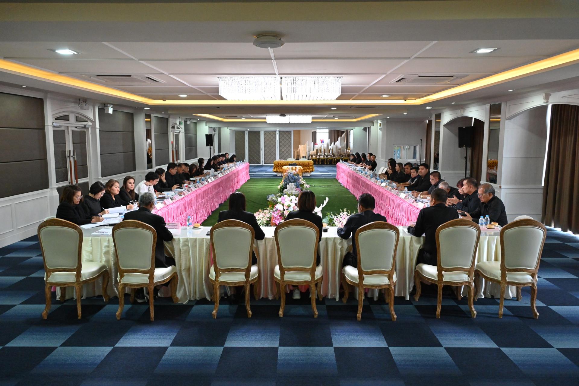 การประชุมคณะผู้บริหาร สมาชิกสภาเทศบาล และหัวหน้าส่วนราชการ ครั้งที่ 9/2568