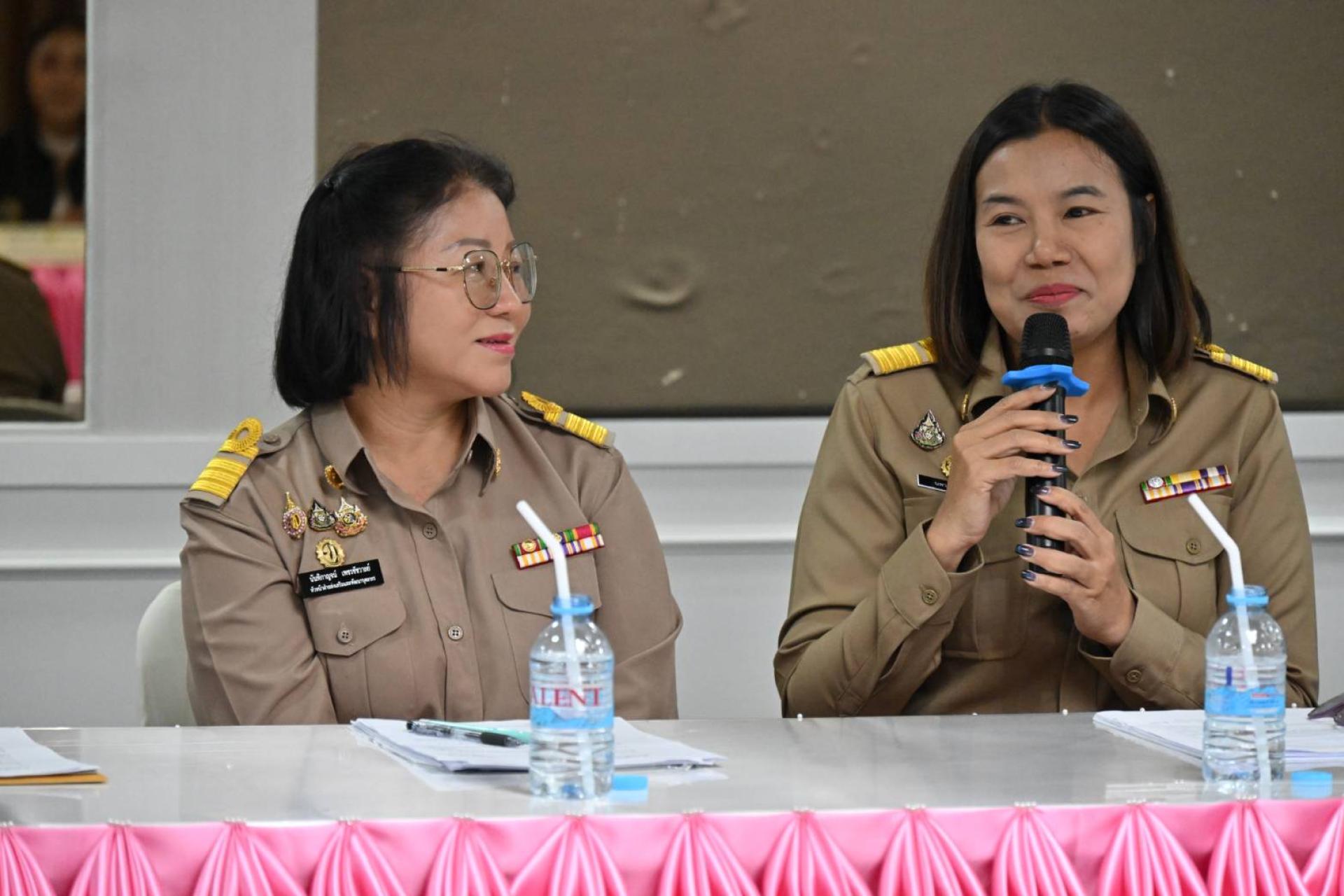  เทศบาลเมืองดอนหัวฬ่อ ให้การต้อนรับพนักงานเทศบาลผู้ผ่านการสรรหาให้ดำรงตำแหน่งสายงานผู้บริหาร