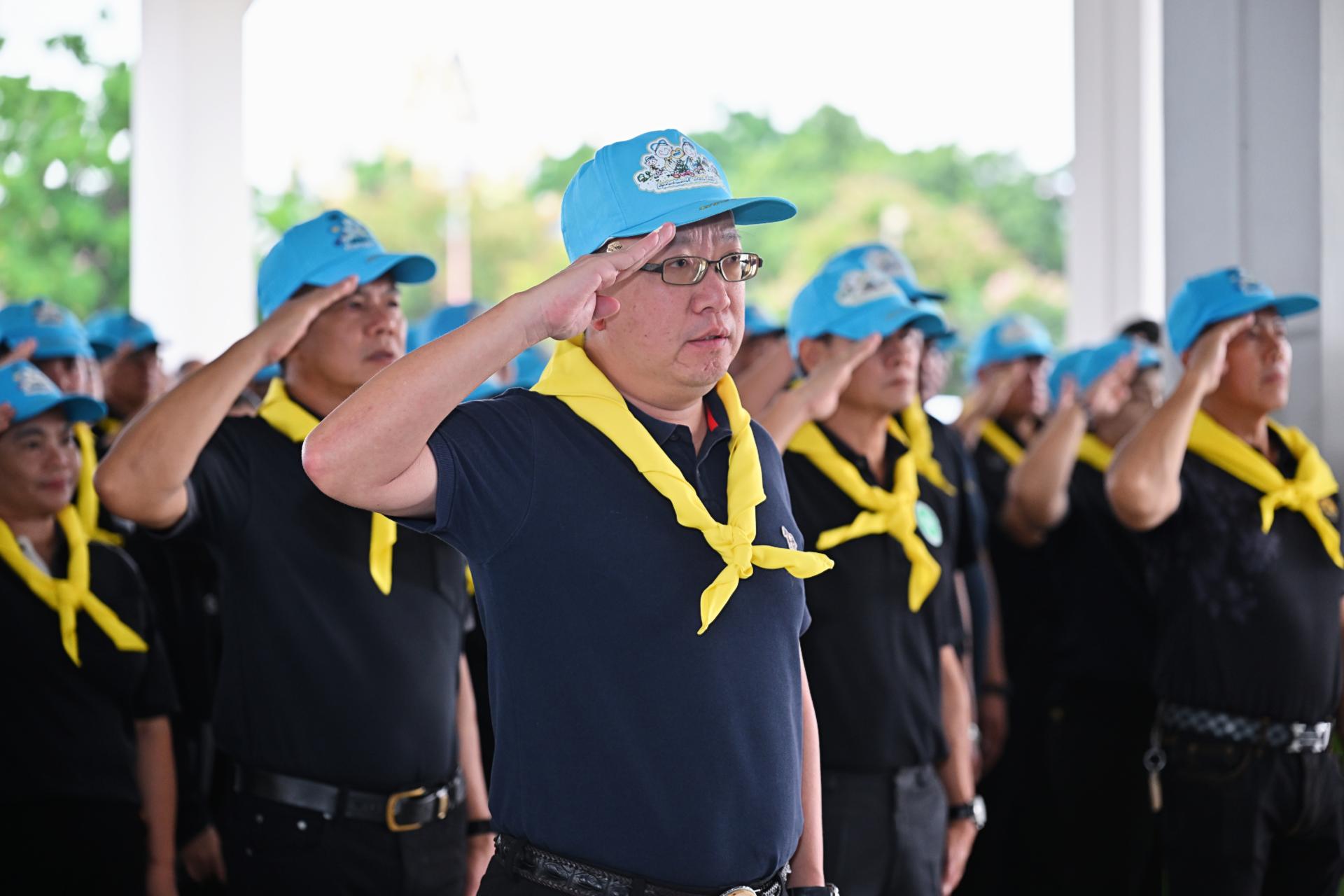 เทศบาลเมืองดอนหัวฬ่อ ร่วมกิจกรรมจิตอาสาพัฒนา เนื่องในวันมหิดล น้อมรำลึกในพระมหากรุณาธิคุณ “พระบิดาแห่งการแพทย์แผนปัจจุบันของไทย”