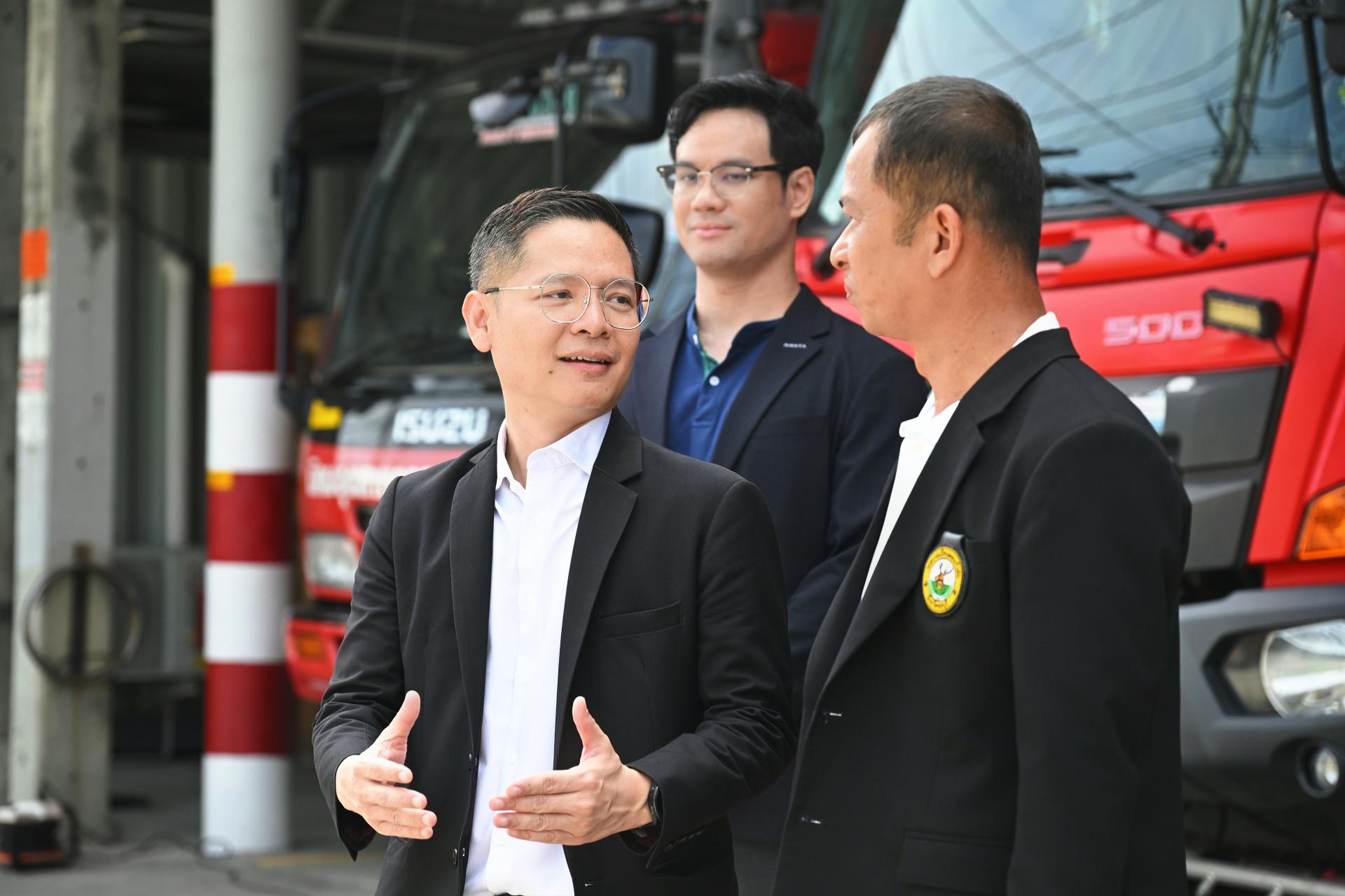 เทศบาลเมืองดอนหัวฬ่อ ร่วมกิจกรรม “Truck Safety : รถบรรทุกปลอดภัย”