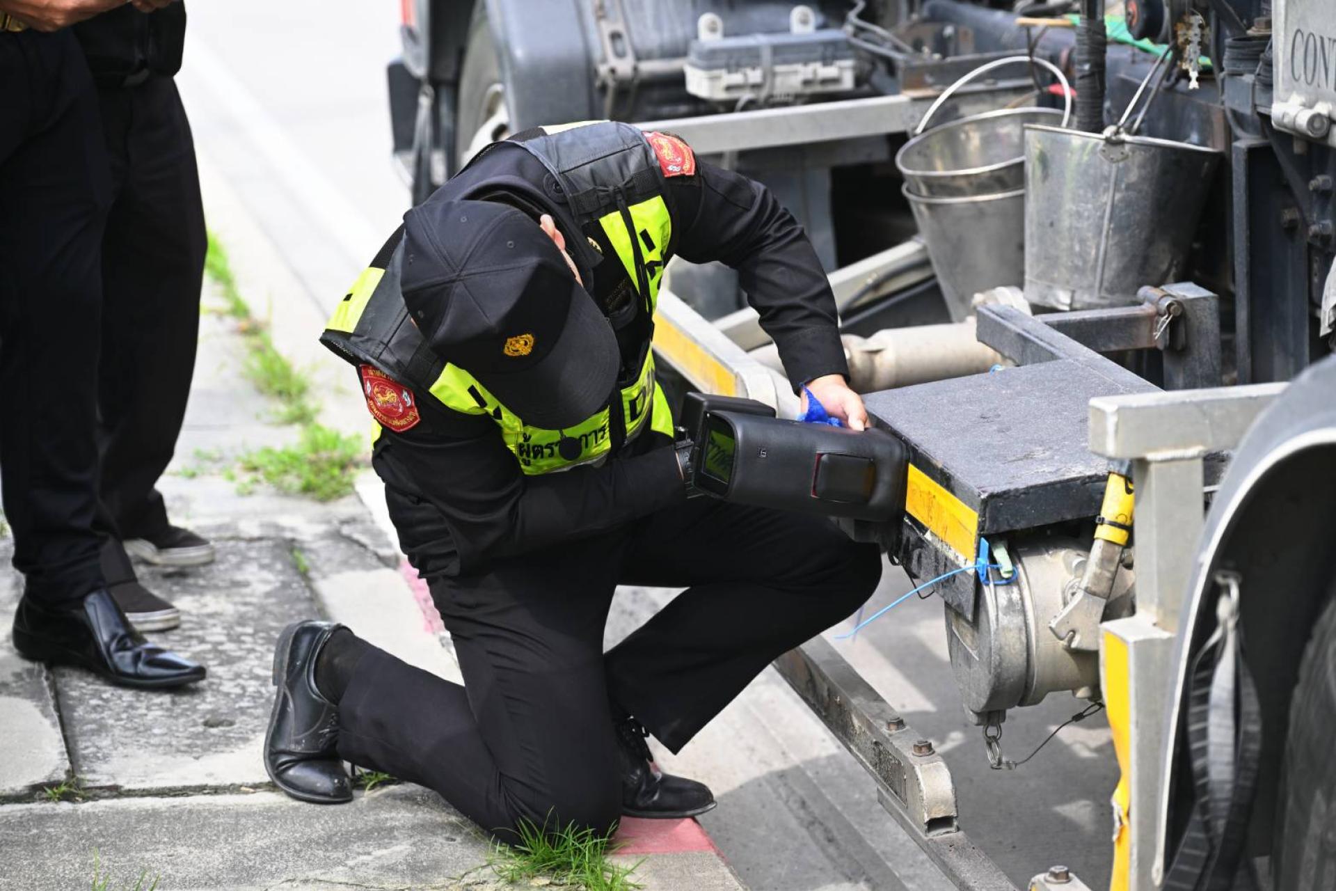 เทศบาลเมืองดอนหัวฬ่อ ร่วมกิจกรรม “Truck Safety : รถบรรทุกปลอดภัย”