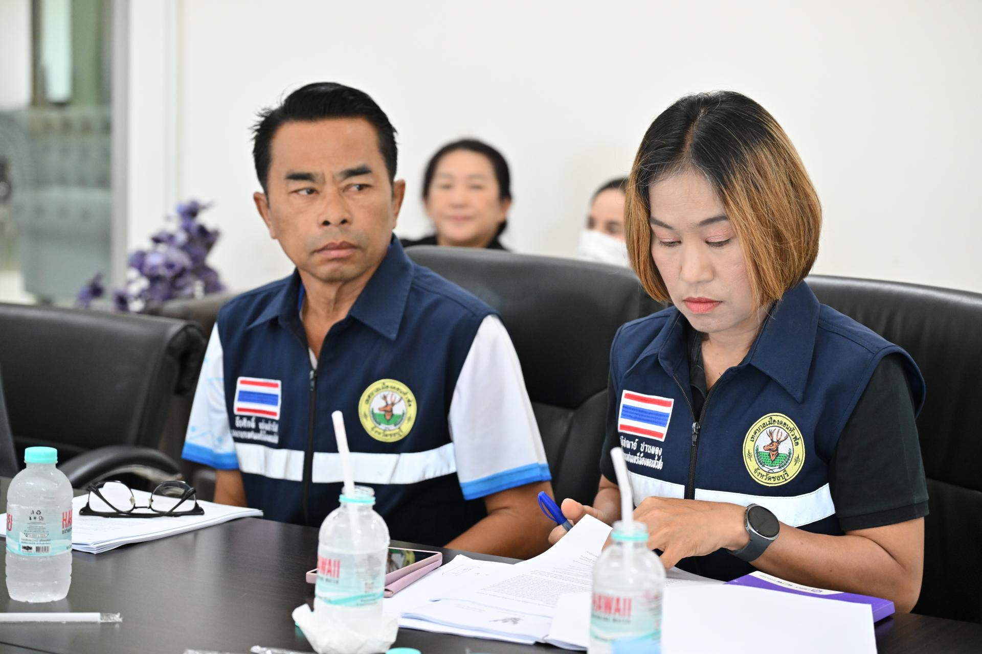 “นายกไข่” นั่งหัวโต๊ะ ประชุมหารือมาตรการเยียวยา และช่วยเหลือผู้ประสบอุทกภัยในพื้นที่ดอนหัวฬ่อ