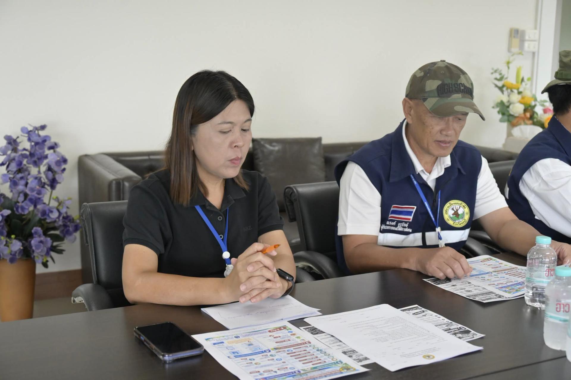 เทศบาลเมืองดอนหัวฬ่อประชุมเตรียมความพร้อมเปิดรับลงทะเบียนช่วยเหลือผู้ประสบภัยน้ำท่วม

