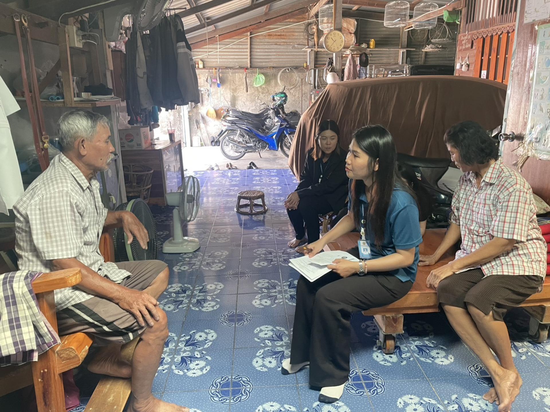 กองสวัสดิการสังคม ลงพื้นที่ให้คำปรึกษา แนะนำด้านสวัสดิการและสังคมสงเคราะห์ และสำรวจและประเมินสภาพปัญหาและความต้องการของประชาชนในชุมชนหมู่ที่ 7 