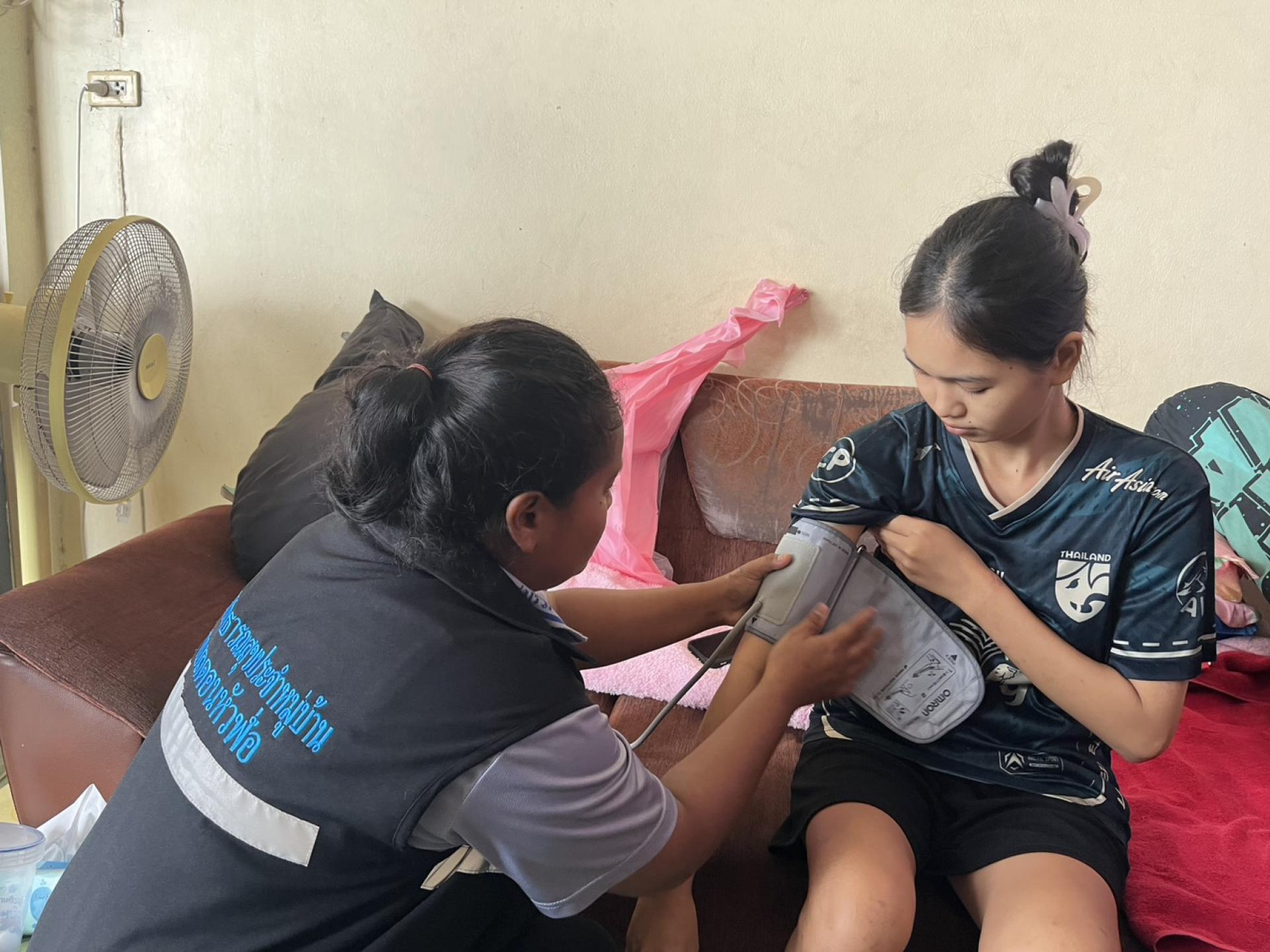 กองสาธารณสุขและสิ่งแวดล้อม ให้บริการเยี่ยมบ้านมารดาหลังคลอด