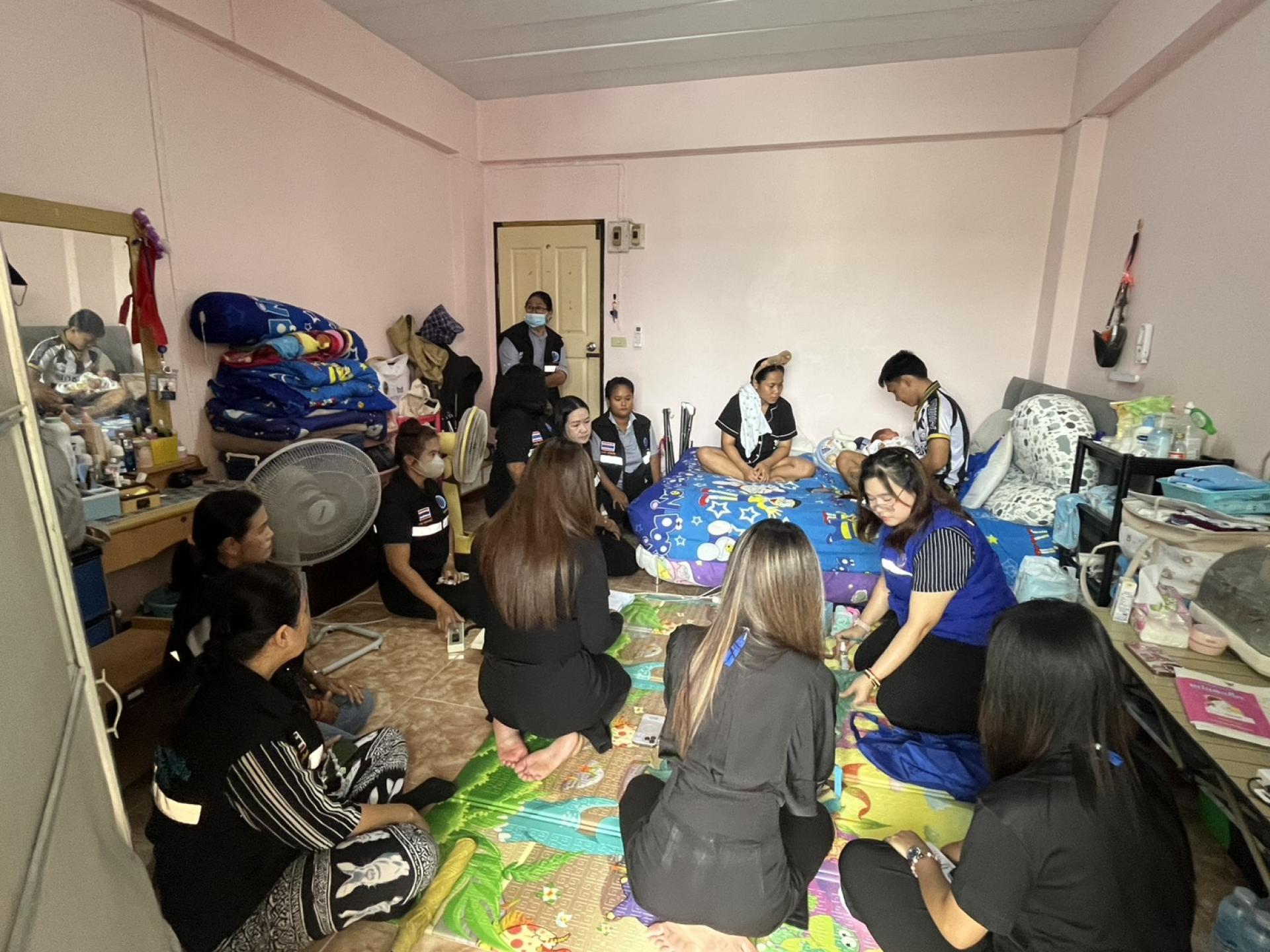 กองสาธารณสุขและสิ่งแวดล้อม ให้บริการเยี่ยมบ้านมารดาหลังคลอด