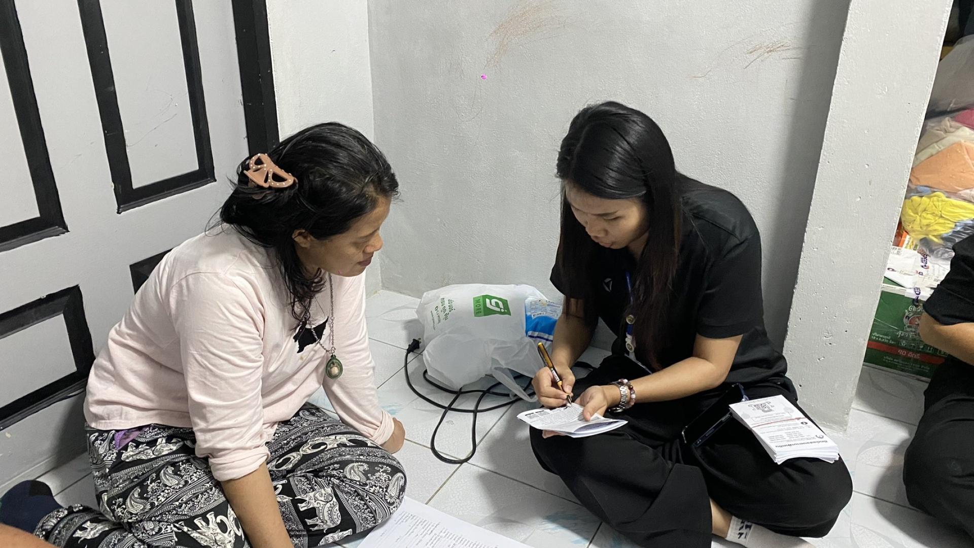 กองสาธารณสุขและสิ่งแวดล้อม  ให้บริการเยี่ยมบ้านและให้คำแนะนำมารดาหลังคลอดและทารกแรกเกิด