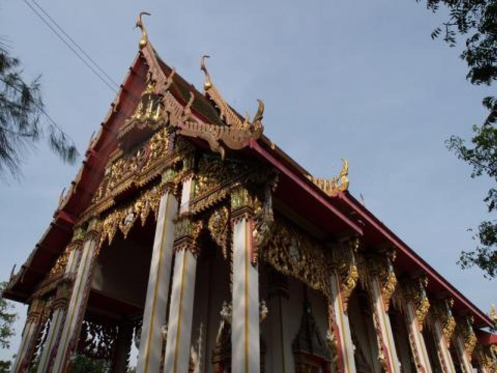 วัดชากสมอ